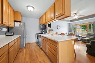 1220 Stillwater Ln, Hartford, WI 53027 - Photo 18