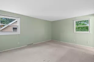 13005 W Scarborough Dr, New Berlin, WI 53151 - Photo 28