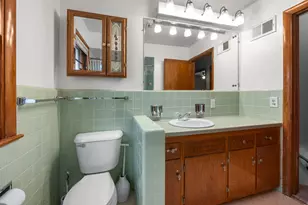2704 N 84th St, Milwaukee, WI 53222 - Photo 54
