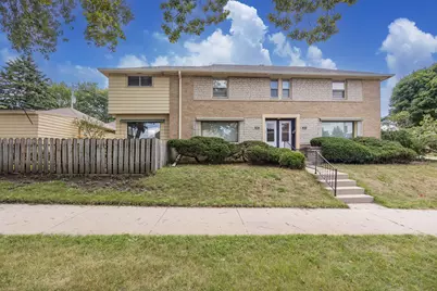 2704 N 84th St #2708, Milwaukee, WI 53222 - Photo 2