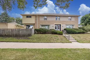 2704 N 84th St, Milwaukee, WI 53222 - Photo 2