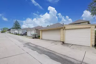 2704 N 84th St, Milwaukee, WI 53222 - Photo 14