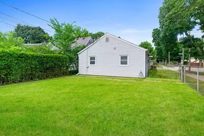 8435 W Concordia Ave, Milwaukee, WI 53222 - Photo 18