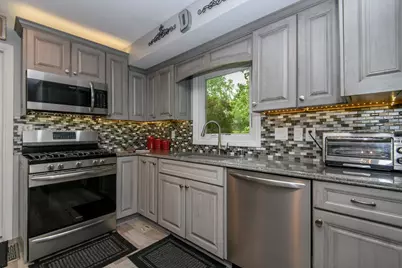 N110W15845  Catskill Ln, Germantown, WI 53022 - Photo 10