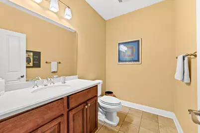11675 N Aster Woods Cir, Mequon, WI 53092 - Photo 14