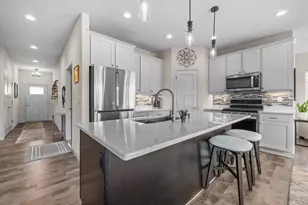 N13W6576 Cedarburg Trl, Cedarburg, WI 53012 - Photo 16