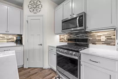 N13W6576  Cedarburg Trl, Cedarburg, WI 53012 - Photo 20