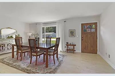 906  114th St, Pleasant Prairie, WI 53158 - Photo 2