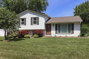 906 114th St, Pleasant Prairie, WI 53158 - Photo 1