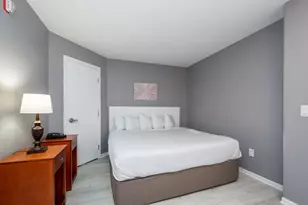 111 Center St, Lake Geneva, WI 53147 - Photo 6