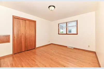 1728  Cleveland Ave #1730, Racine, WI 53405 - Photo 16