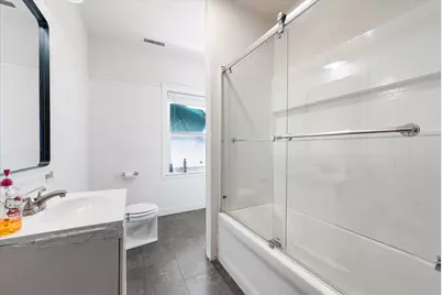 4630 W North Ave, Milwaukee, WI 53208 - Photo 12