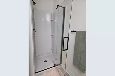 W240N2566 E Parkway Meadow Cir #3, Pewaukee, WI 53072 - Photo 18