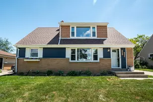 4946 N 108th St, Milwaukee, WI 53225 - Photo 2