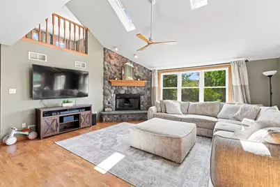 3725 S Joseph Rd, New Berlin, WI 53151 - Photo 8