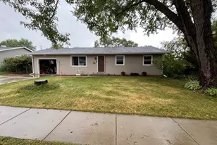 36 Edward Ave, Edgerton, WI 53534 - Photo 2