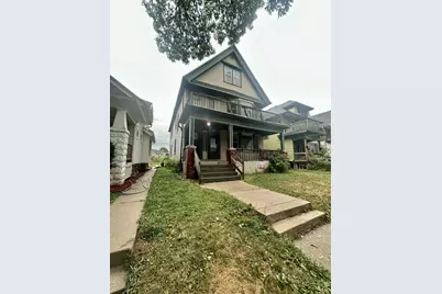 3754 W Roberts St #3756, Milwaukee, WI 53208 - Photo 2