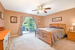 1402 Amys Pl, Farmington, WI 53090 - Photo 10