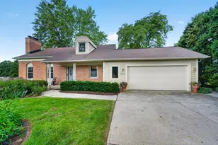 427 Susan Ln, Thiensville, WI 53092 - Photo 22