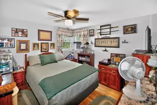 8036 W Scranton Pl, Milwaukee, WI 53218 - Photo 16