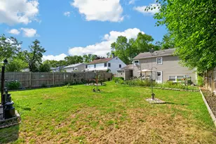 8036 W Scranton Pl, Milwaukee, WI 53218 - Photo 34