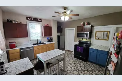 1302  22nd St, Two Rivers, WI 54241 - Photo 2