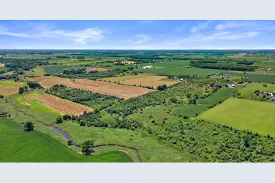 5102  Six Mile Rd, Belgium, WI 53004 - Photo 14