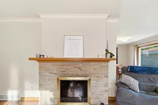 10727 W Grantosa Dr, Wauwatosa, WI 53222 - Photo 6