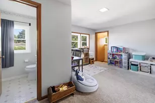 10727 W Grantosa Dr, Wauwatosa, WI 53222 - Photo 26