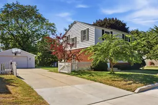 5331 N Lydell Ave, Glendale, WI 53217 - Photo 36
