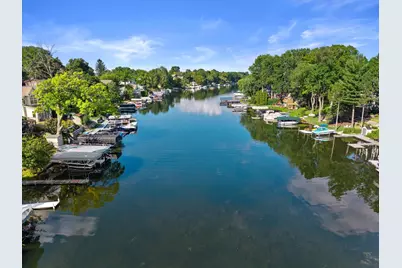 W352N5282  Lake Dr, Oconomowoc, WI 53066 - Photo 4