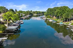 W352N5282 Lake Dr, Oconomowoc, WI 53066 - Photo 4