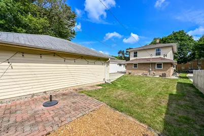 7817 W Mt. Vernon Ave, Milwaukee, WI 53213 - Photo 36