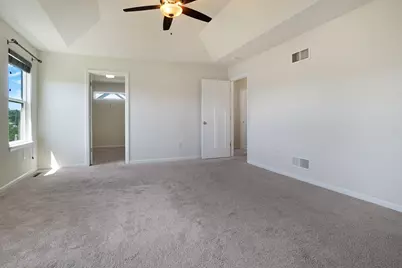 N60W13839  Weyerhaven Dr, Menomonee Falls, WI 53051 - Photo 18