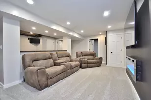N160W19520 Clover Ln, Jackson, WI 53037 - Photo 16