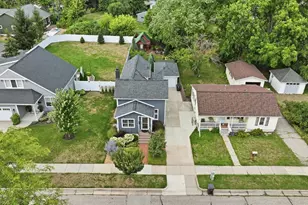 416 E Jefferson St, Oconomowoc, WI 53066 - Photo 28