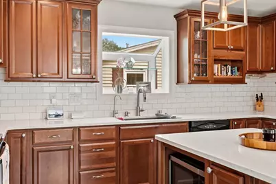416 E Jefferson St, Oconomowoc, WI 53066 - Photo 10