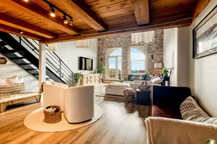191 N Broadway, Milwaukee, WI 53202 - Photo 4