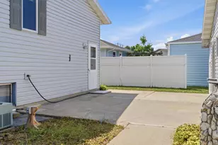 2702 Wilson St, Two Rivers, WI 54241 - Photo 38