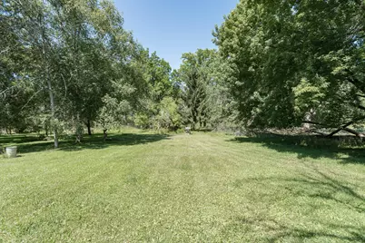 128 S Nebraska St, Horicon, WI 53032 - Photo 10