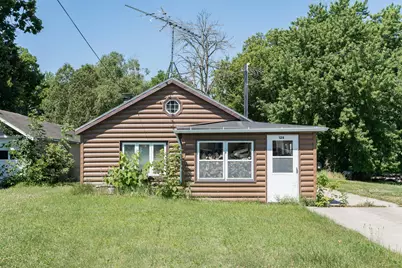 128 S Nebraska St, Horicon, WI 53032 - Photo 2