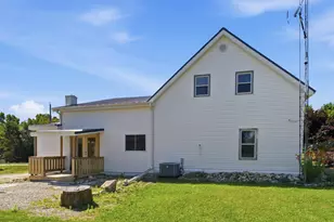 8820 Polifka Rd, Kossuth, WI 54247 - Photo 6
