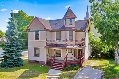 635 N Water St, Manitowoc, WI 54220 - Photo 2