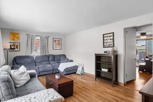 1603 Delores St, Green Bay, WI 54304 - Photo 8