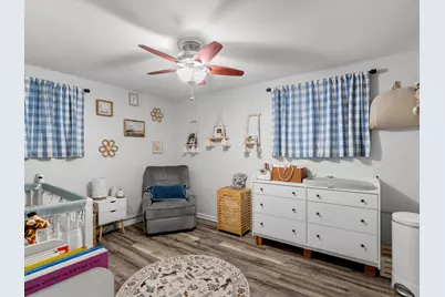 1603  Delores St, Green Bay, WI 54304 - Photo 16