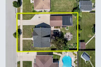 1603  Delores St, Green Bay, WI 54304 - Photo 36