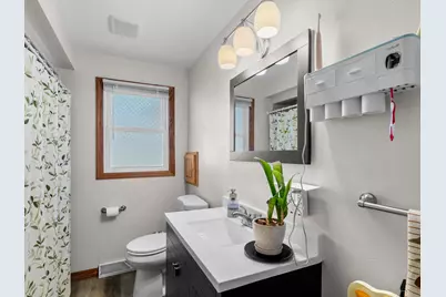 1603  Delores St, Green Bay, WI 54304 - Photo 14