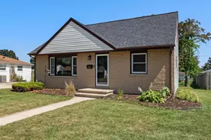 1603 Delores St, Green Bay, WI 54304 - Photo 2