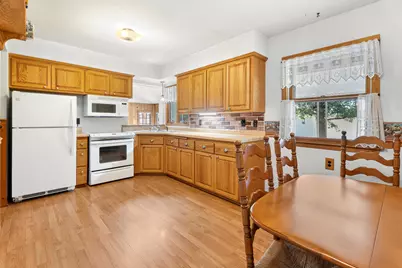3707  Brooklawn Cir, South Milwaukee, WI 53172 - Photo 16