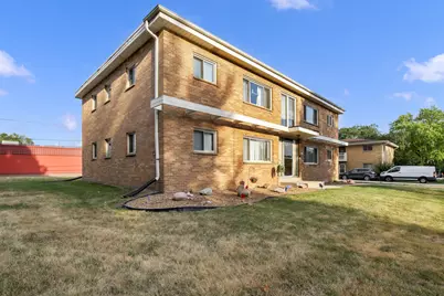 1222 N 116th St 1222 N 116Th St # A-B-C-D, Wauwatosa, WI 53226 - Photo 4